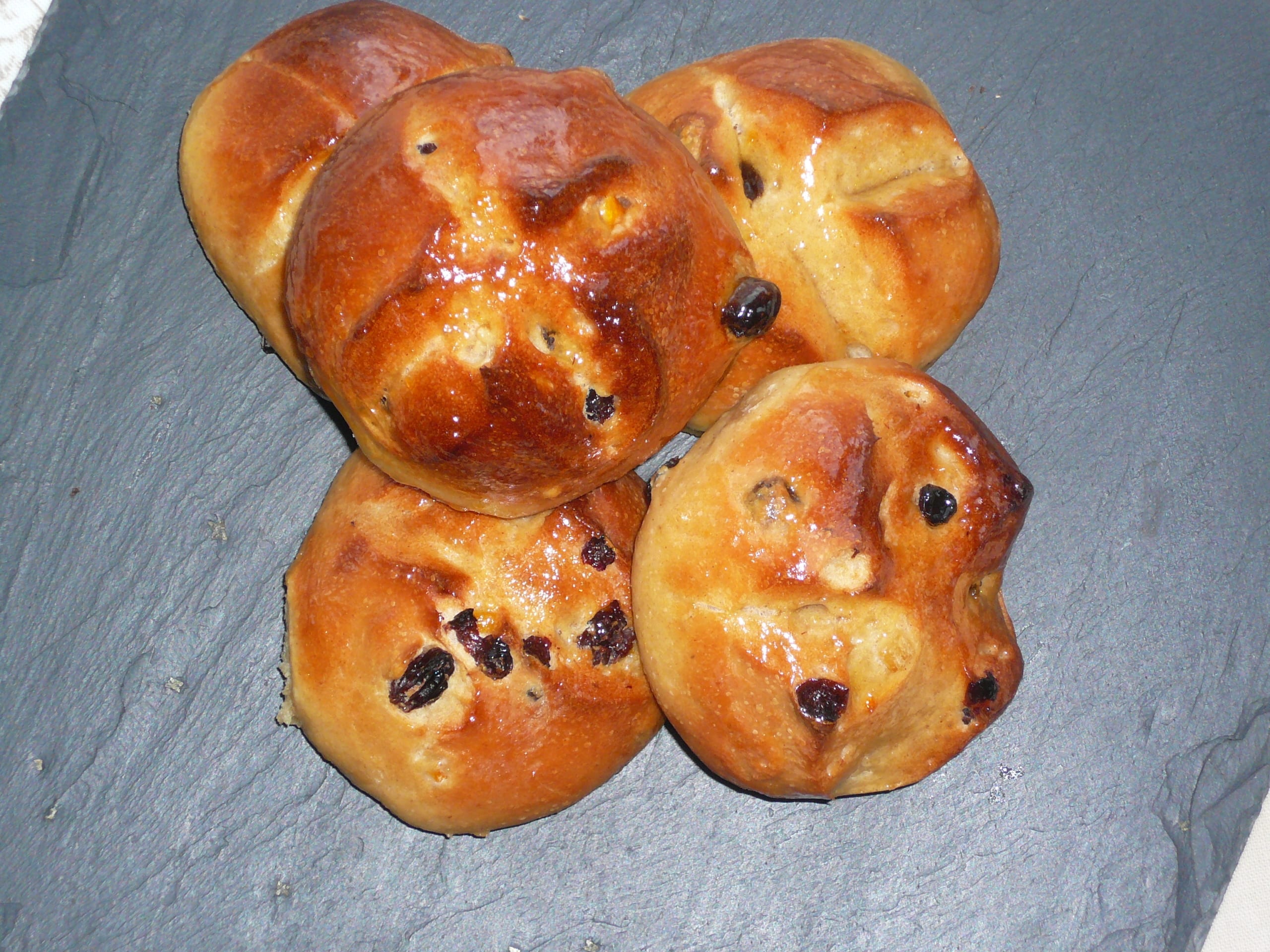 An image of hot cross buns with slashed tops