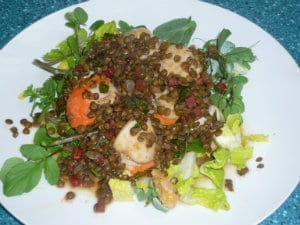 Warm salad of scallops with Puy lentils