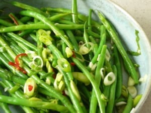 A dish of green bean salad