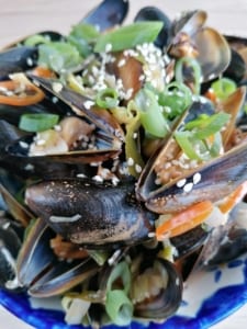 A dish of spicy Chinese style mussels